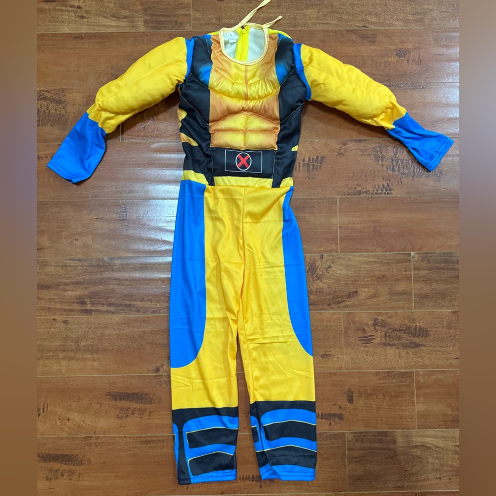 Brand New Wolverine Boys Costume (S)